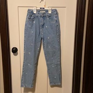 high waisted mom jeans with daisy detailing